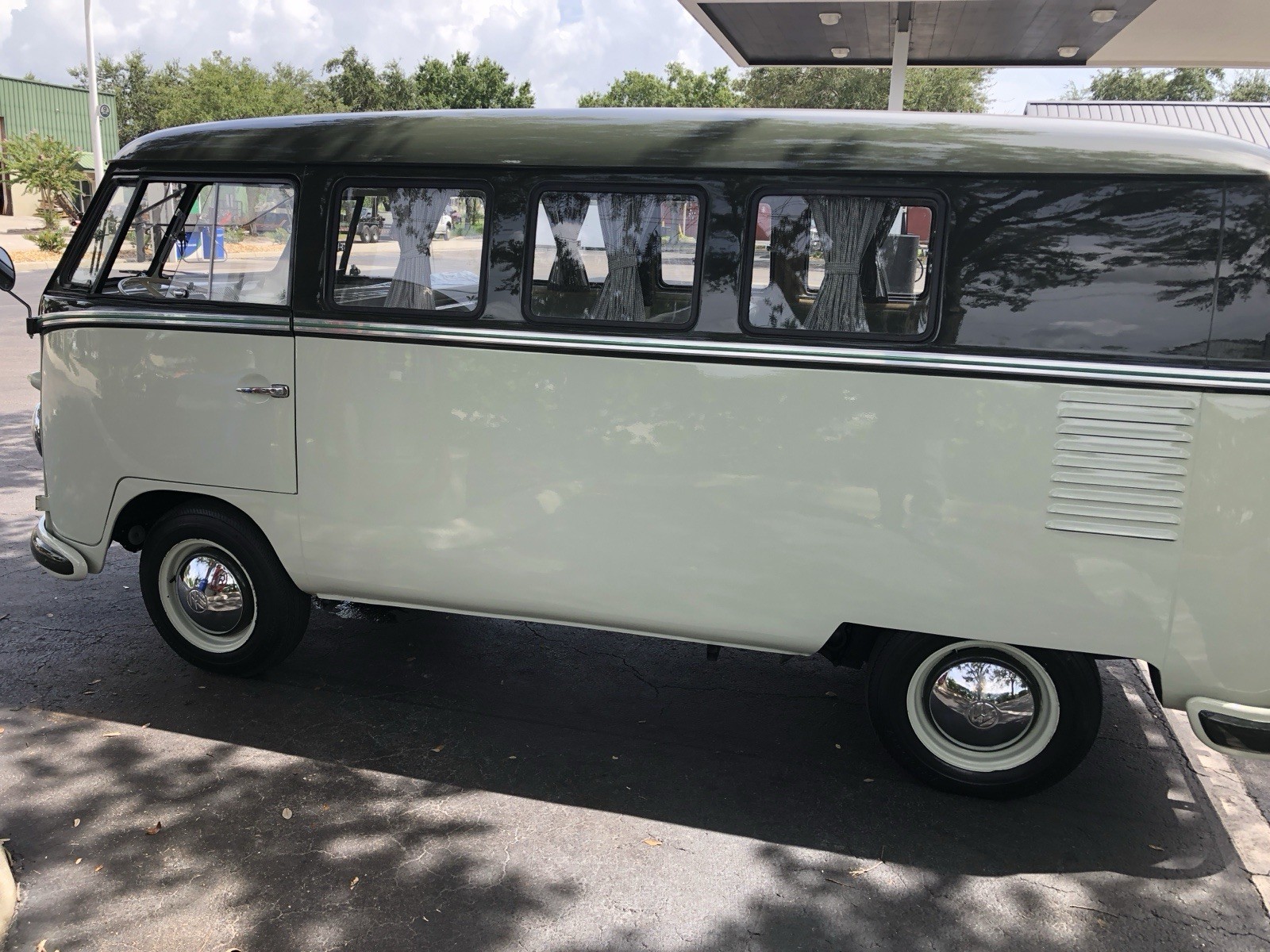 Volkswagen-1600-1962-Van-Camper-4