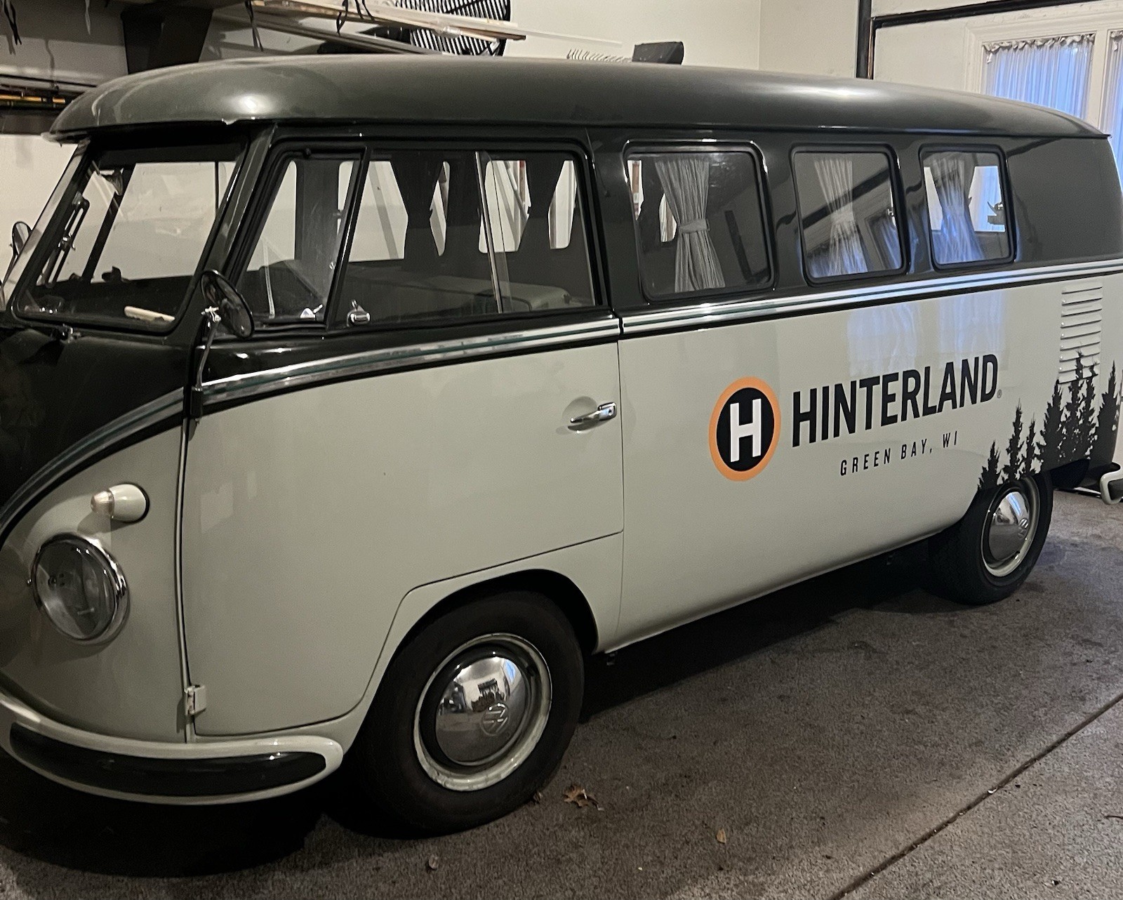 Volkswagen-1600-1962-Van-Camper