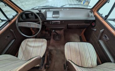 Volkswagen-1982-15