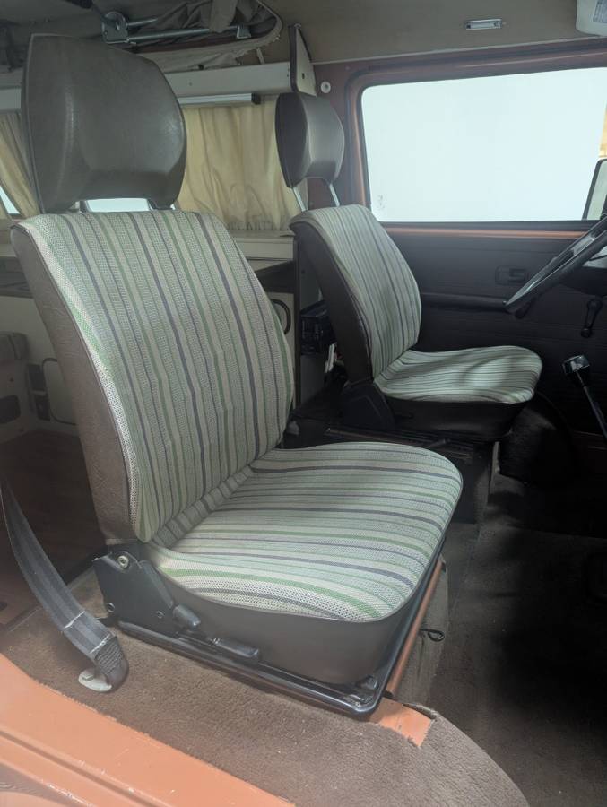 Volkswagen-1982-8