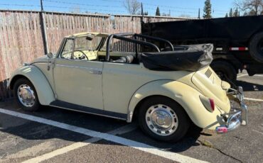 Volkswagen-Beetle-1967-Yellow-3