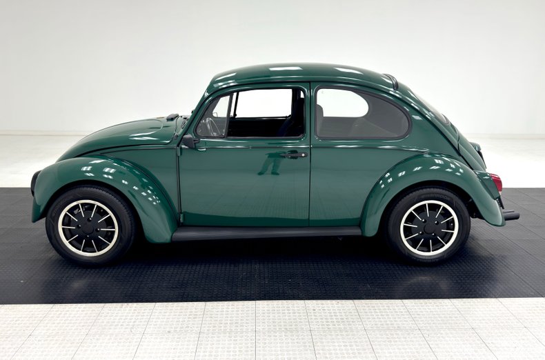 Volkswagen-Beetle-1969-Peru-Green-Black-1