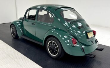 Volkswagen-Beetle-1969-Peru-Green-Black-2