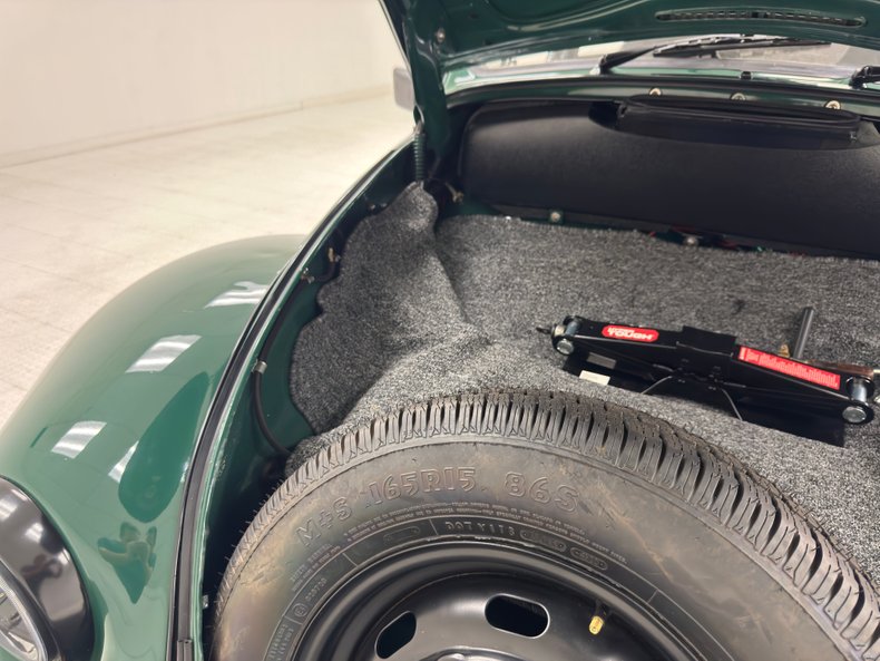Volkswagen-Beetle-1969-Peru-Green-Black-33