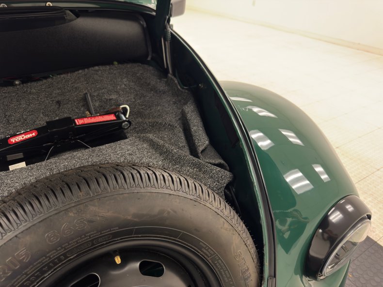 Volkswagen-Beetle-1969-Peru-Green-Black-36