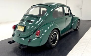 Volkswagen-Beetle-1969-Peru-Green-Black-4