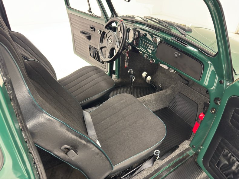 Volkswagen-Beetle-1969-Peru-Green-Black-47