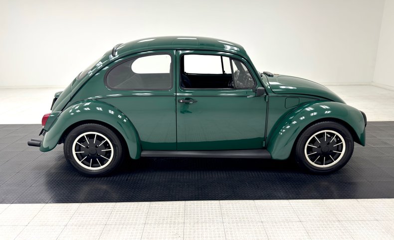 Volkswagen-Beetle-1969-Peru-Green-Black-7