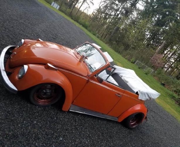 Volkswagen-Beetle-1970-Orange-White-2