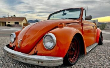Volkswagen-Beetle-1970-Orange-White