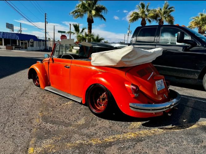 Volkswagen-Beetle-1970-Orange-White-5