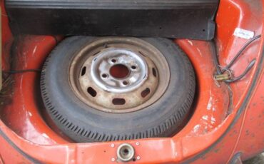 Volkswagen-Beetle-1971-Orange-13
