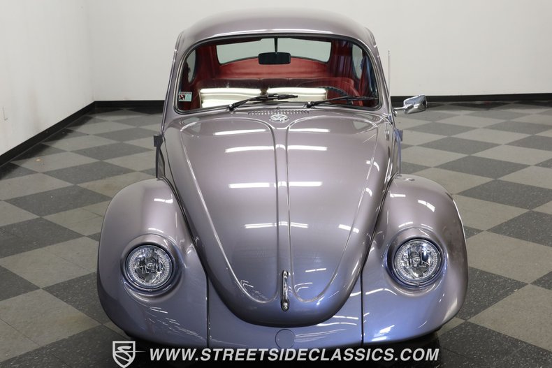 Volkswagen-Beetle-1973-Cosmic-Quartz-Red-12