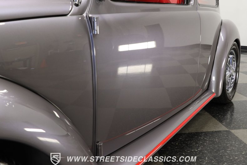 Volkswagen-Beetle-1973-Cosmic-Quartz-Red-18