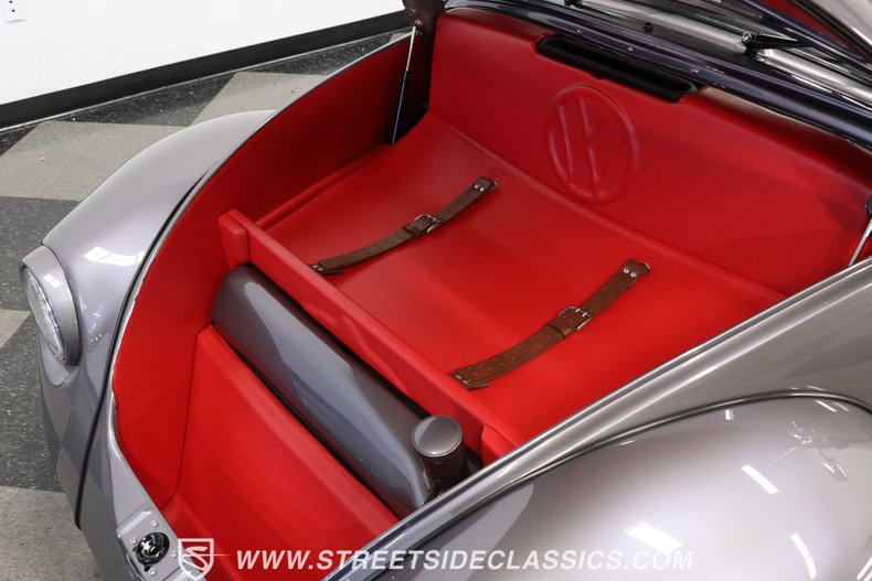 Volkswagen-Beetle-1973-Cosmic-Quartz-Red-28