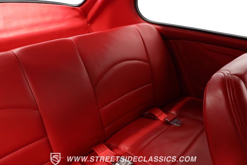 Volkswagen-Beetle-1973-Cosmic-Quartz-Red-41