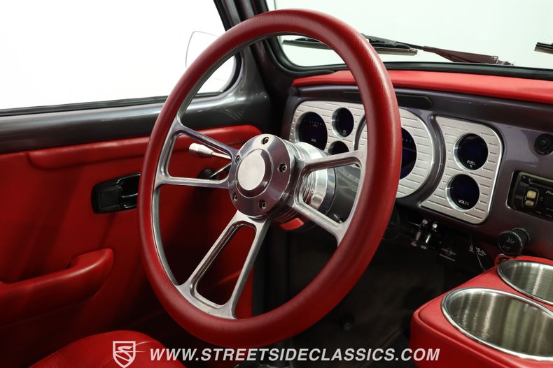 Volkswagen-Beetle-1973-Cosmic-Quartz-Red-45