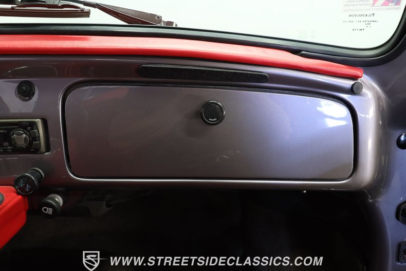 Volkswagen-Beetle-1973-Cosmic-Quartz-Red-46