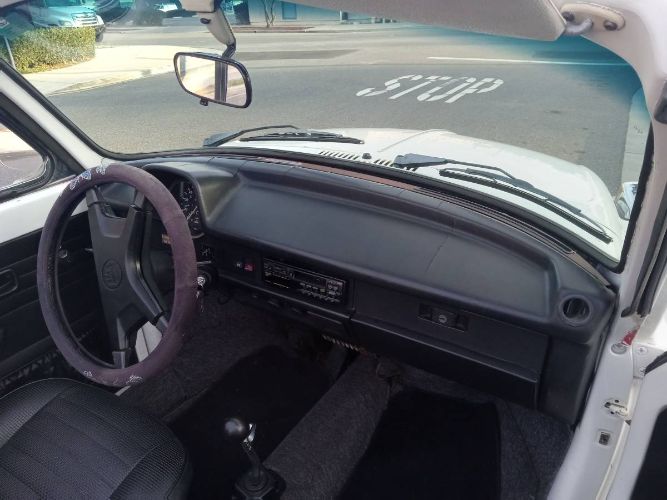 Volkswagen-Beetle-1978-White-10