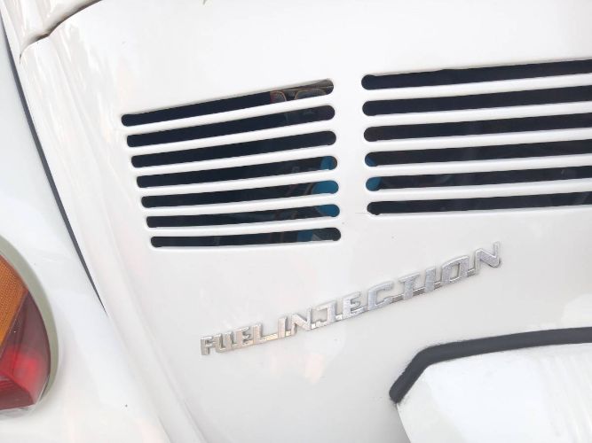 Volkswagen-Beetle-1978-White-5