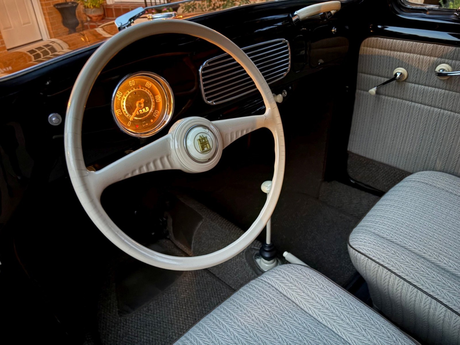 Volkswagen-Beetle-Classic-1952-18