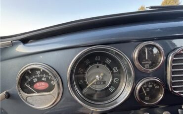 Volkswagen-Beetle-Classic-1954-2-Door-Hatchback-17
