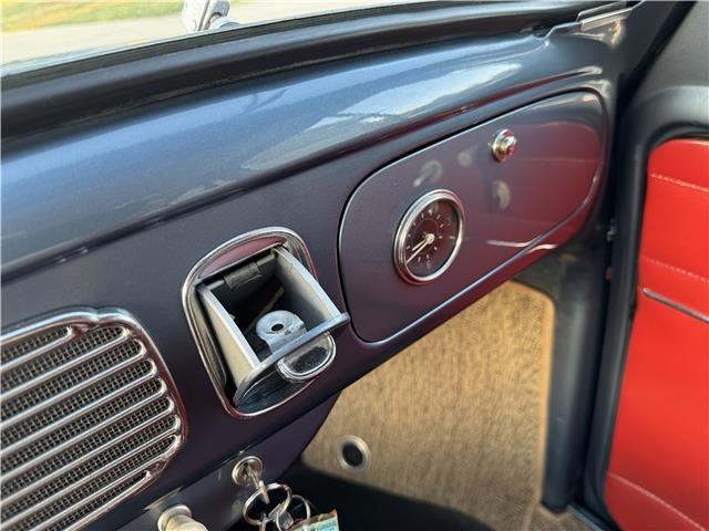Volkswagen-Beetle-Classic-1954-2-Door-Hatchback-23