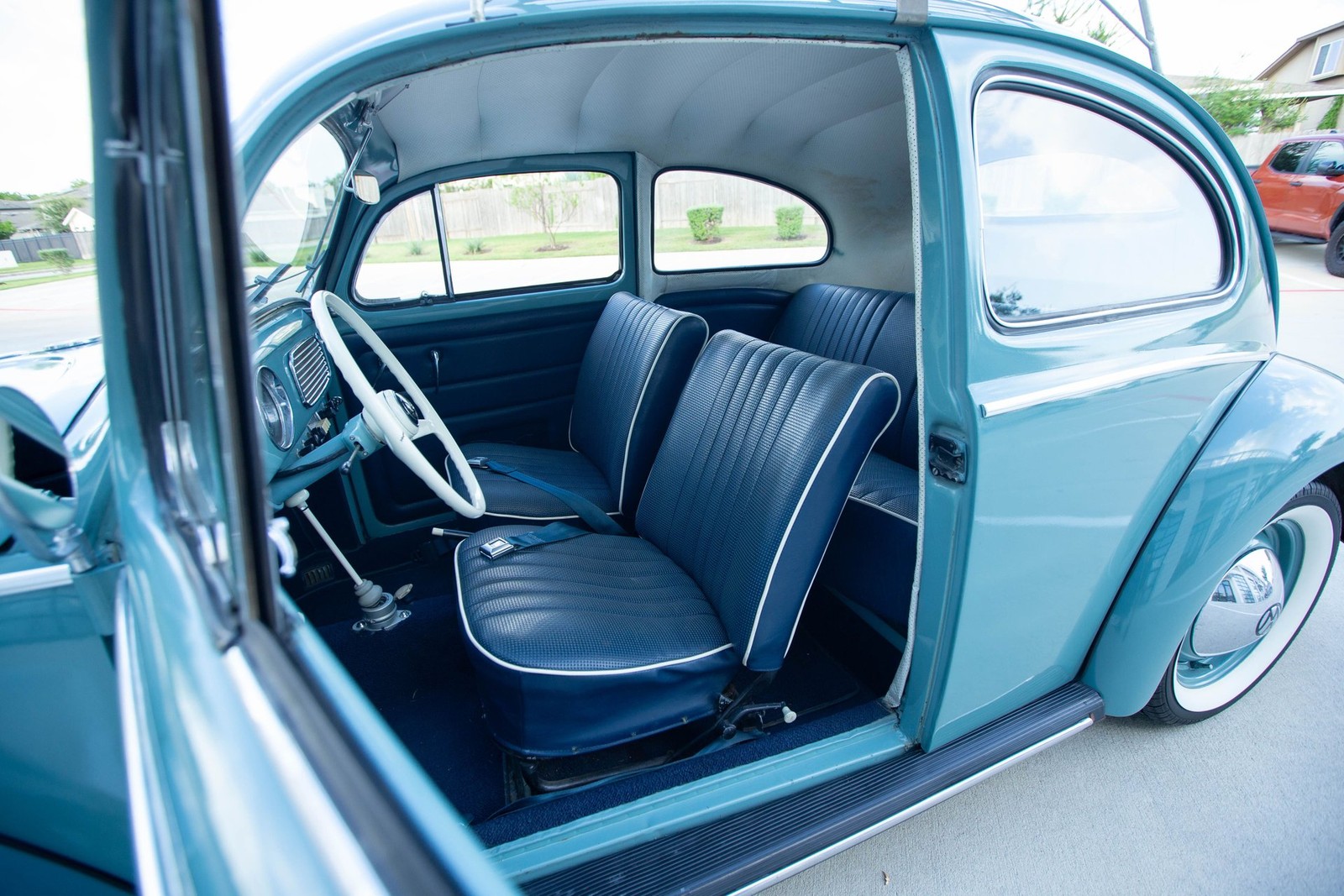 Volkswagen-Beetle-Classic-1957-Sedan-2