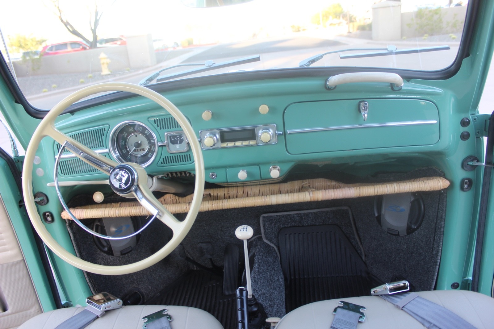 Volkswagen-Beetle-Classic-1963-Coupe-9