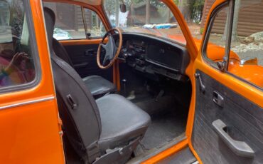 Volkswagen-Beetle-Classic-1974-Coupe-4