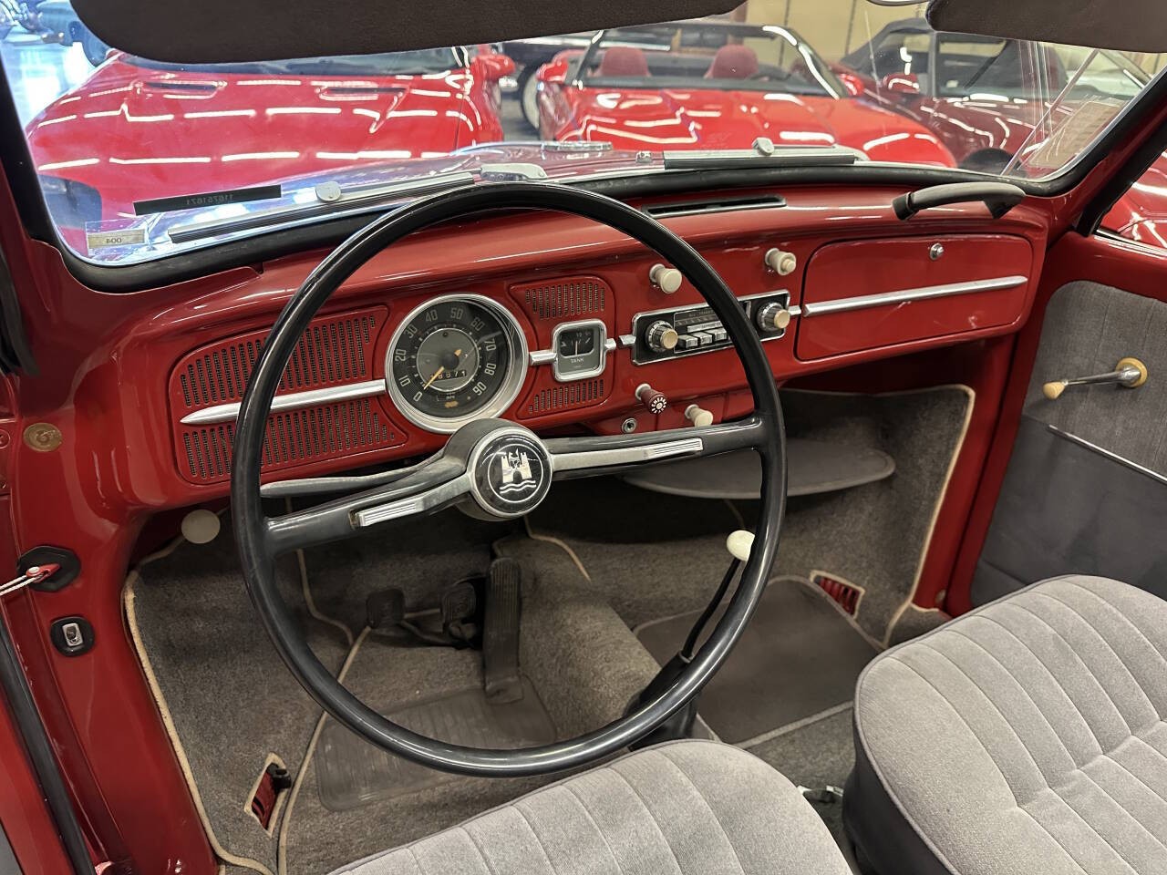 Volkswagen-Beetle-New-1966-Convertible-15