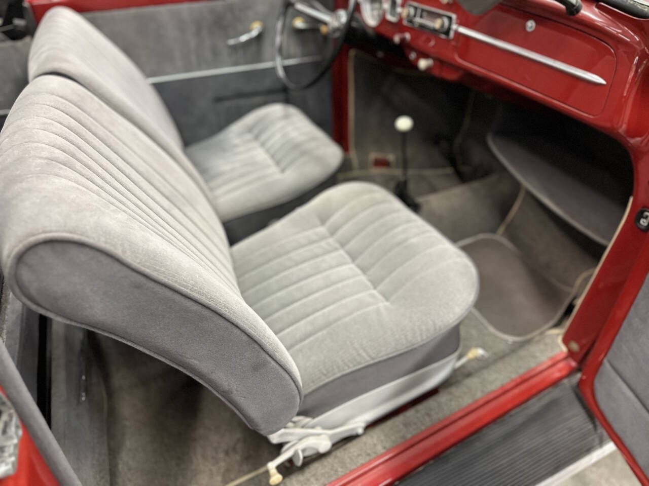 Volkswagen-Beetle-New-1966-Convertible-21