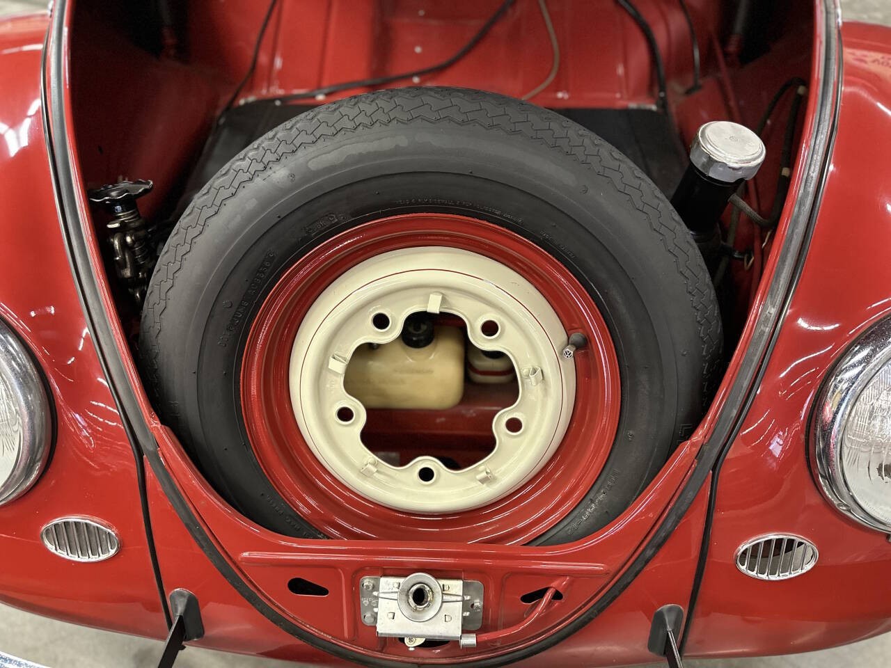 Volkswagen-Beetle-New-1966-Convertible-26