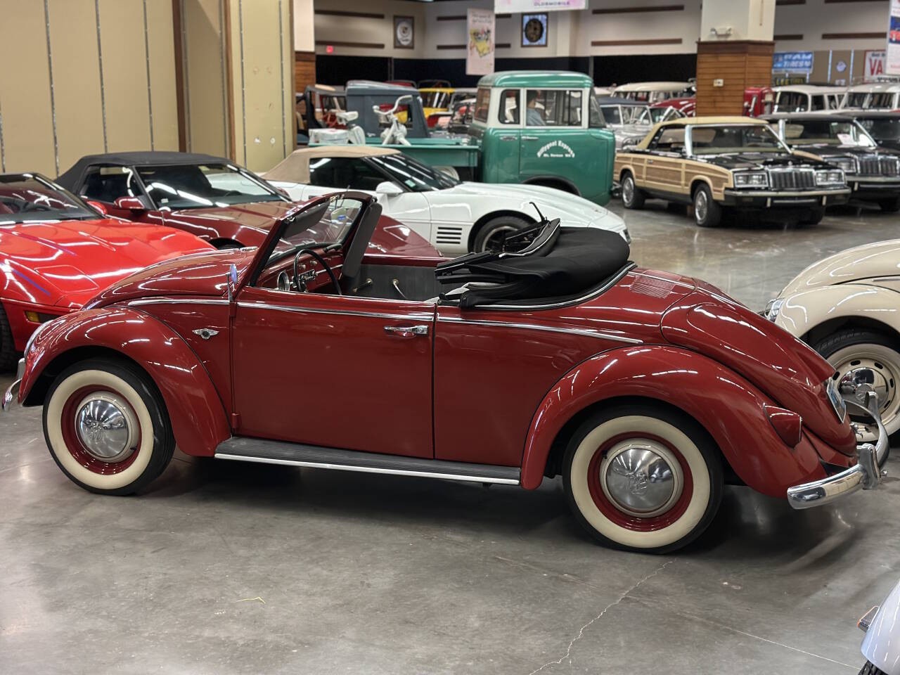 Volkswagen-Beetle-New-1966-Convertible-3