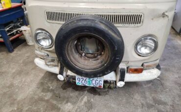Volkswagen-Bus-1969-16