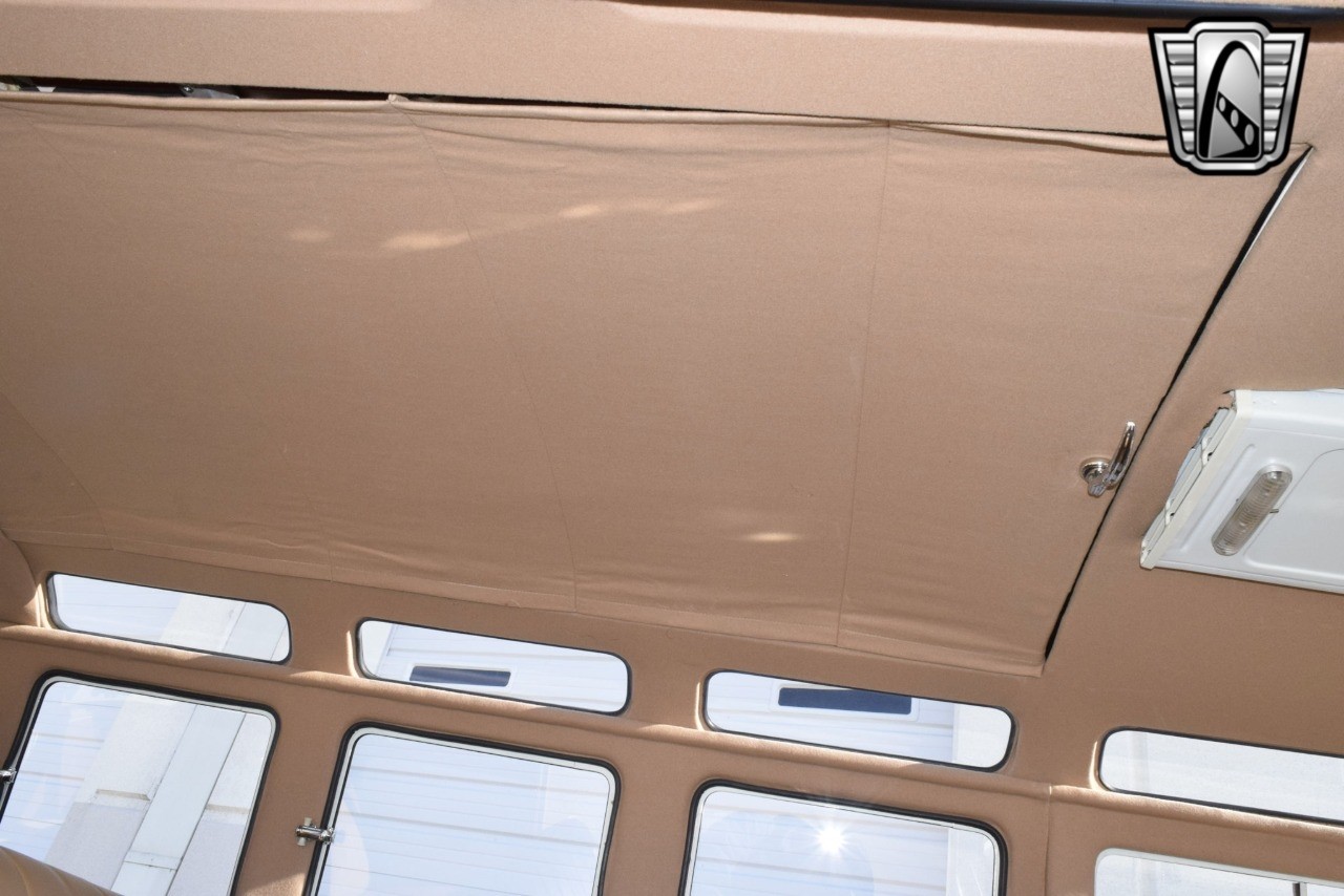 Volkswagen-BusVanagon-1958-other-31
