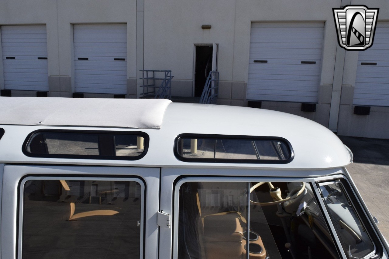 Volkswagen-BusVanagon-1958-other-9