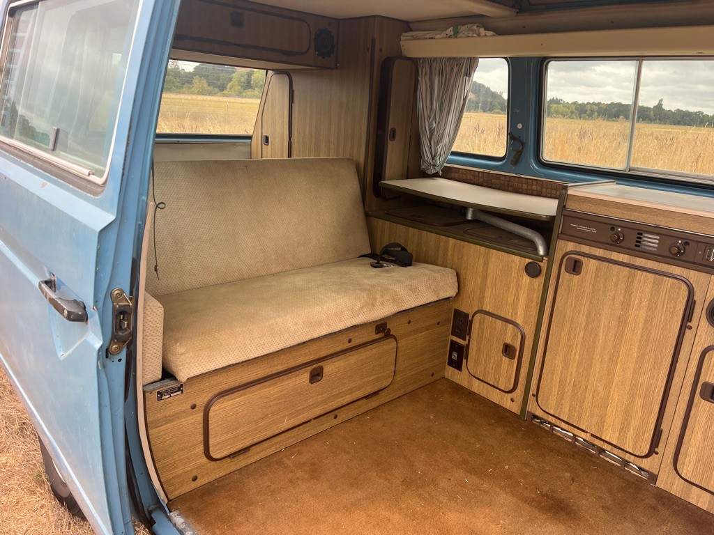 Volkswagen-BusVanagon-1980-Van-Camper-12