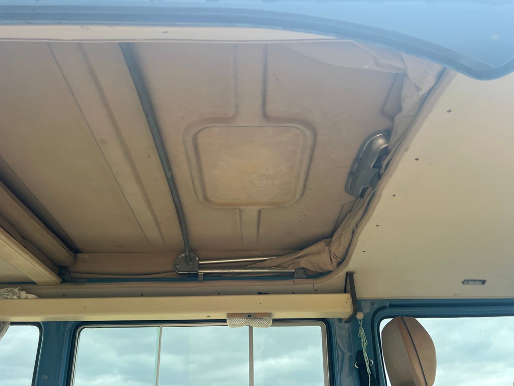 Volkswagen-BusVanagon-1980-Van-Camper-14