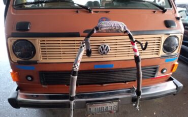 Volkswagen-BusVanagon-1984-Van-Camper-1