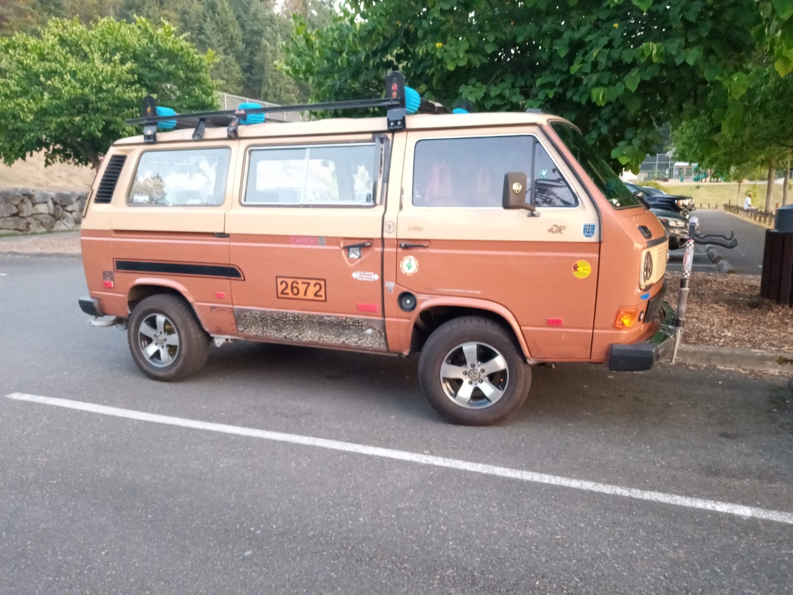 Volkswagen-BusVanagon-1984-Van-Camper-3