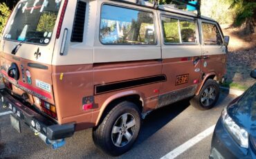 Volkswagen-BusVanagon-1984-Van-Camper-4