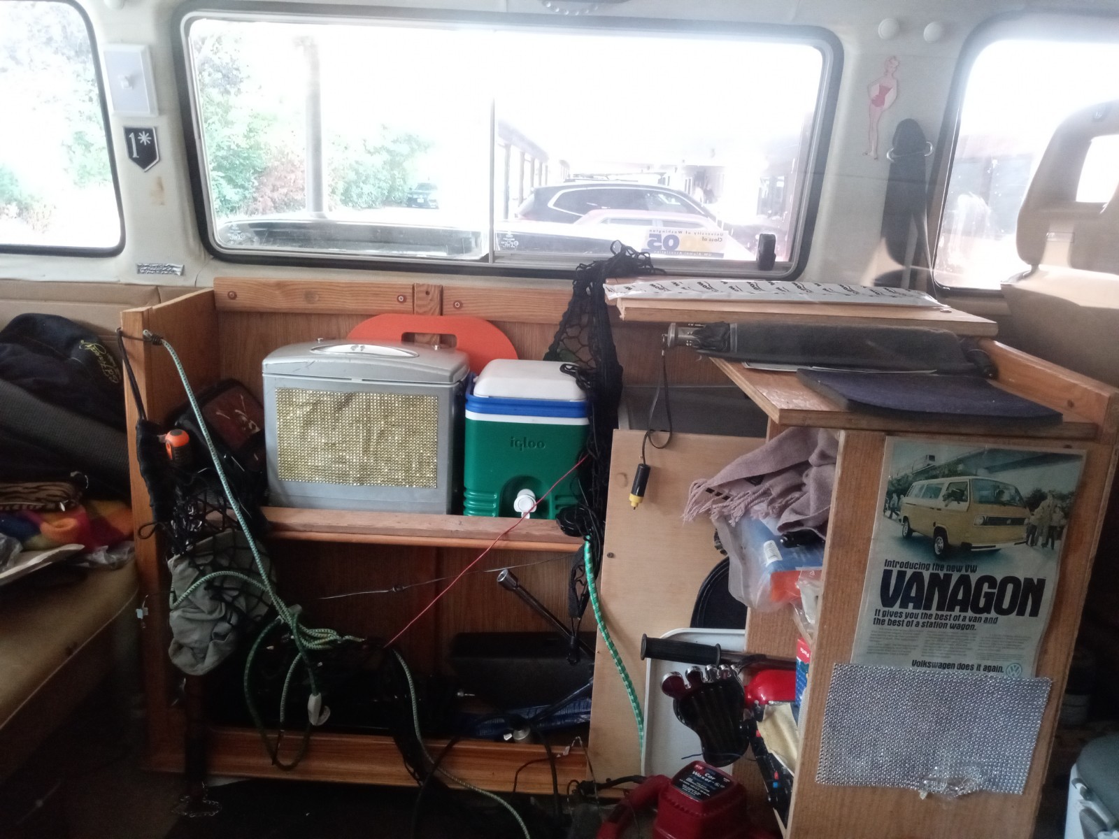 Volkswagen-BusVanagon-1984-Van-Camper-6