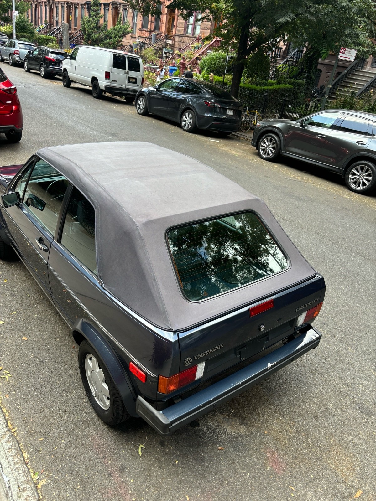 Volkswagen-Cabrio-1986-Convertible-11