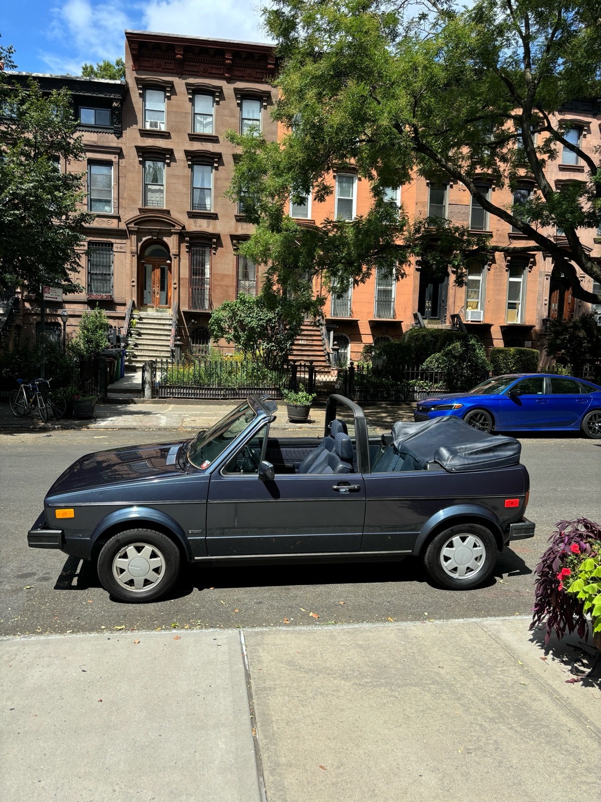 Volkswagen-Cabrio-1986-Convertible-2