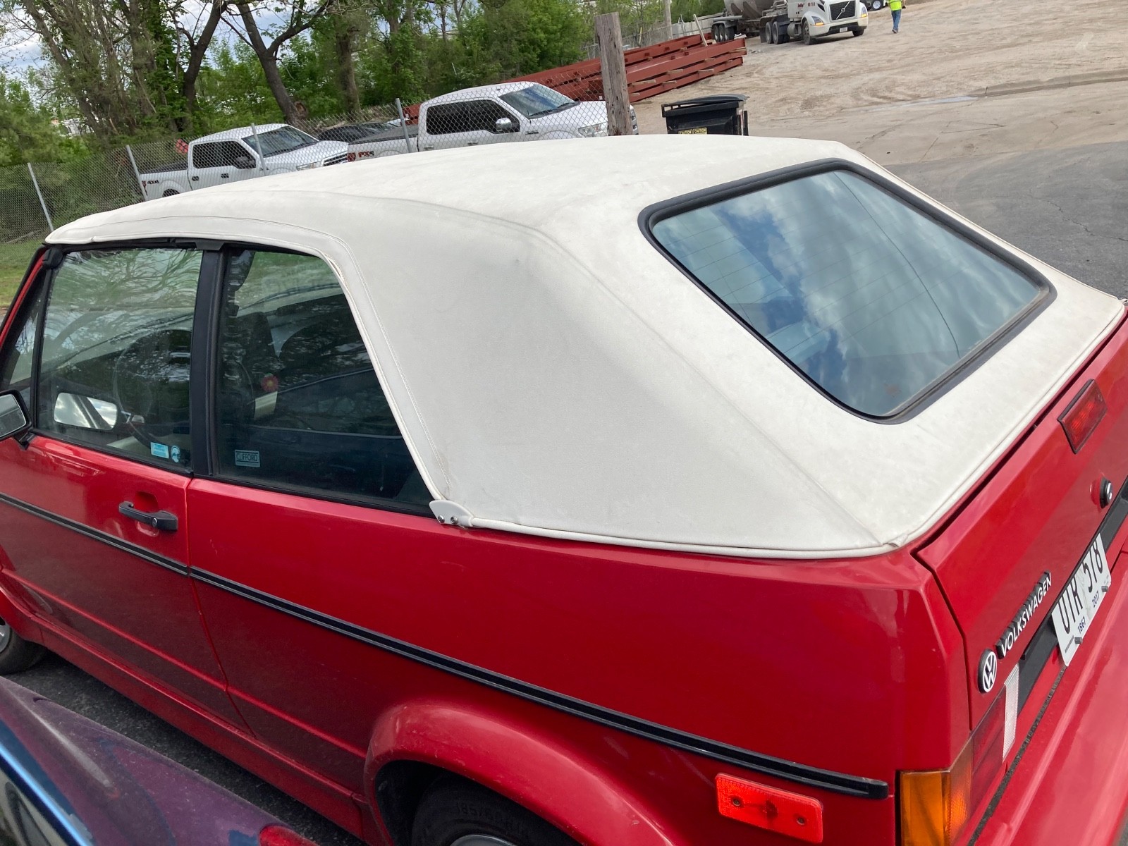 Volkswagen-Cabrio-1990-Convertible-16