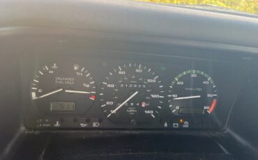 Volkswagen-EuroVan-1995-Van-Camper-11