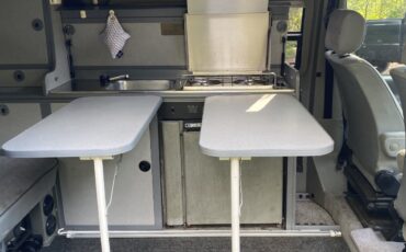 Volkswagen-EuroVan-1995-Van-Camper-13