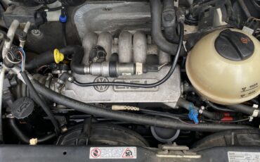 Volkswagen-EuroVan-1995-Van-Camper-16