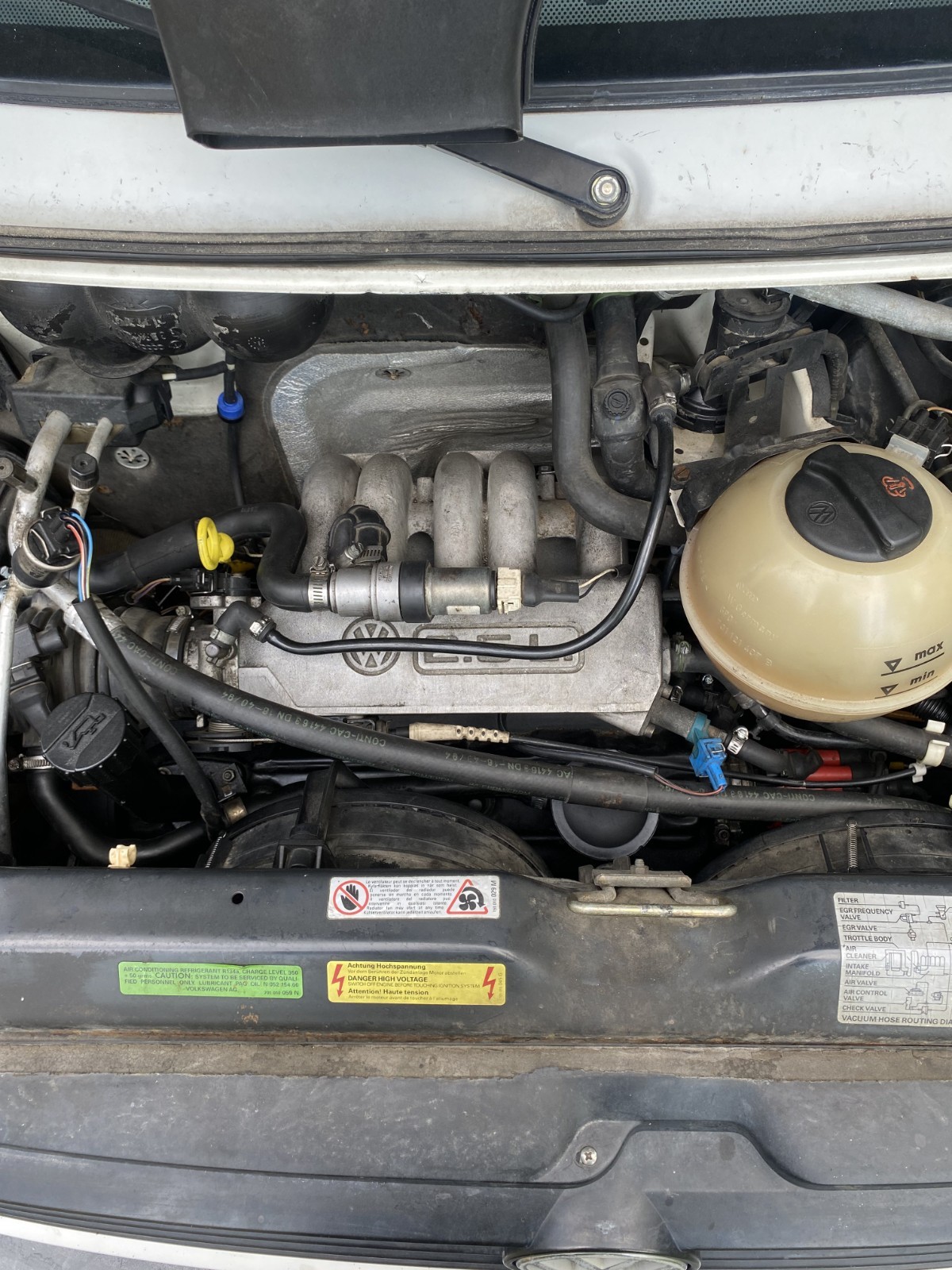 Volkswagen-EuroVan-1995-Van-Camper-16